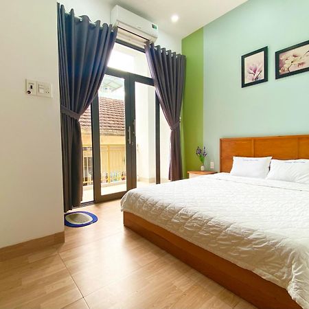 Moon'S House Homestay Куїнон Екстер'єр фото