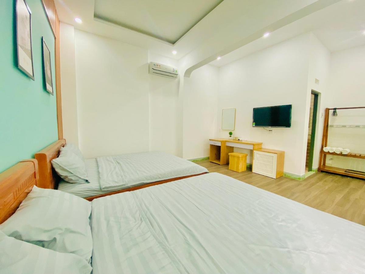 Moon'S House Homestay Куїнон Екстер'єр фото
