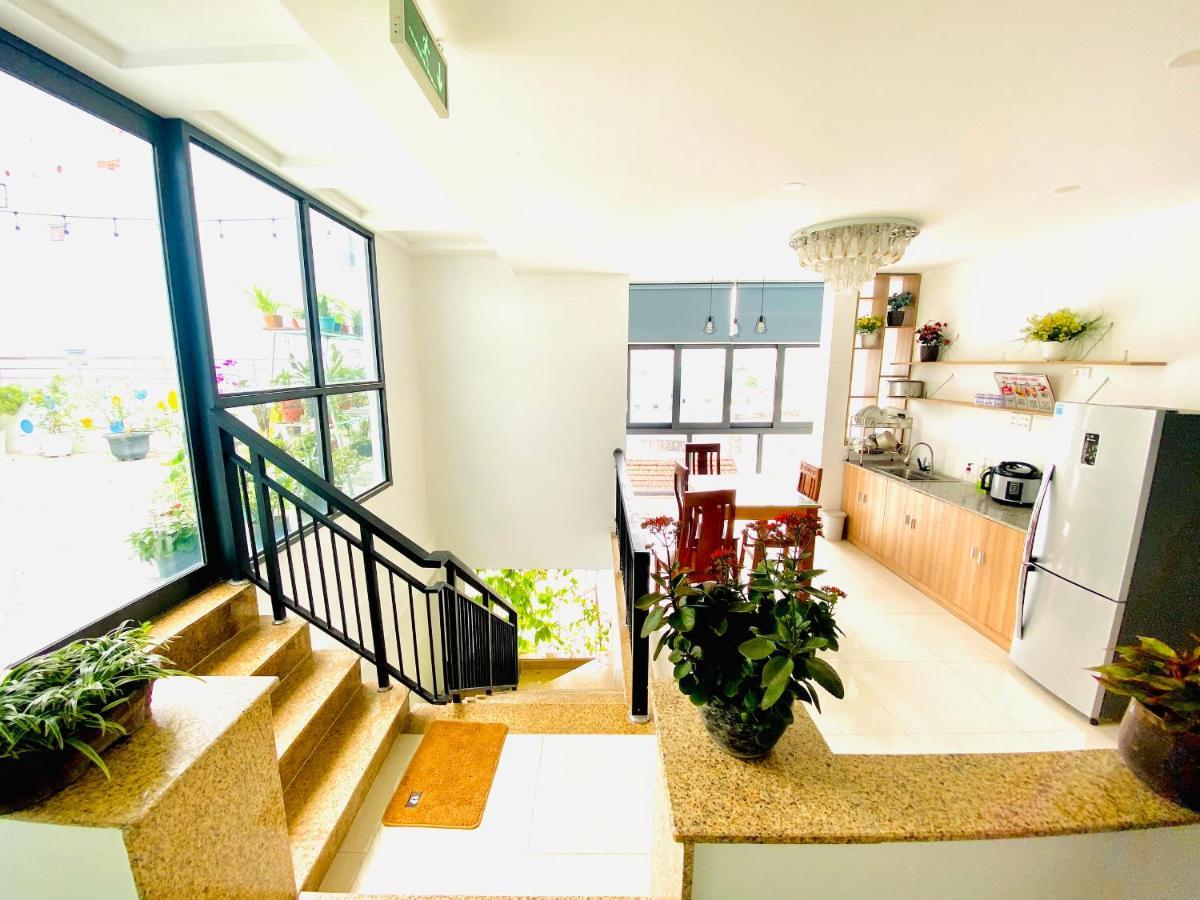 Moon'S House Homestay Куїнон Екстер'єр фото