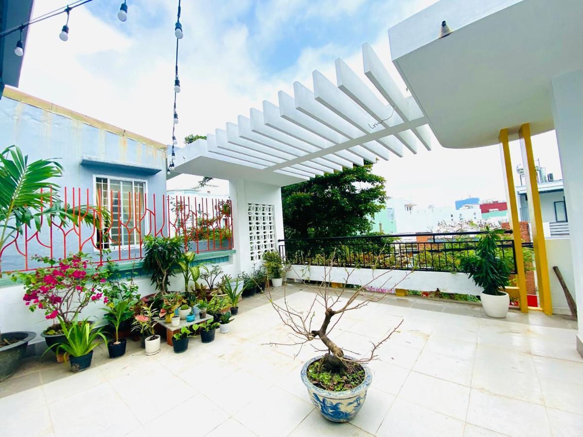 Moon'S House Homestay Куїнон Екстер'єр фото