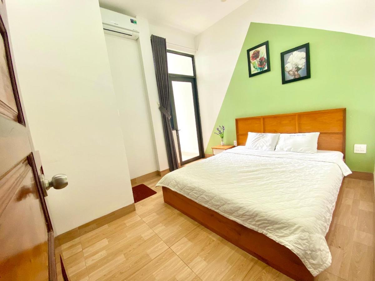 Moon'S House Homestay Куїнон Екстер'єр фото