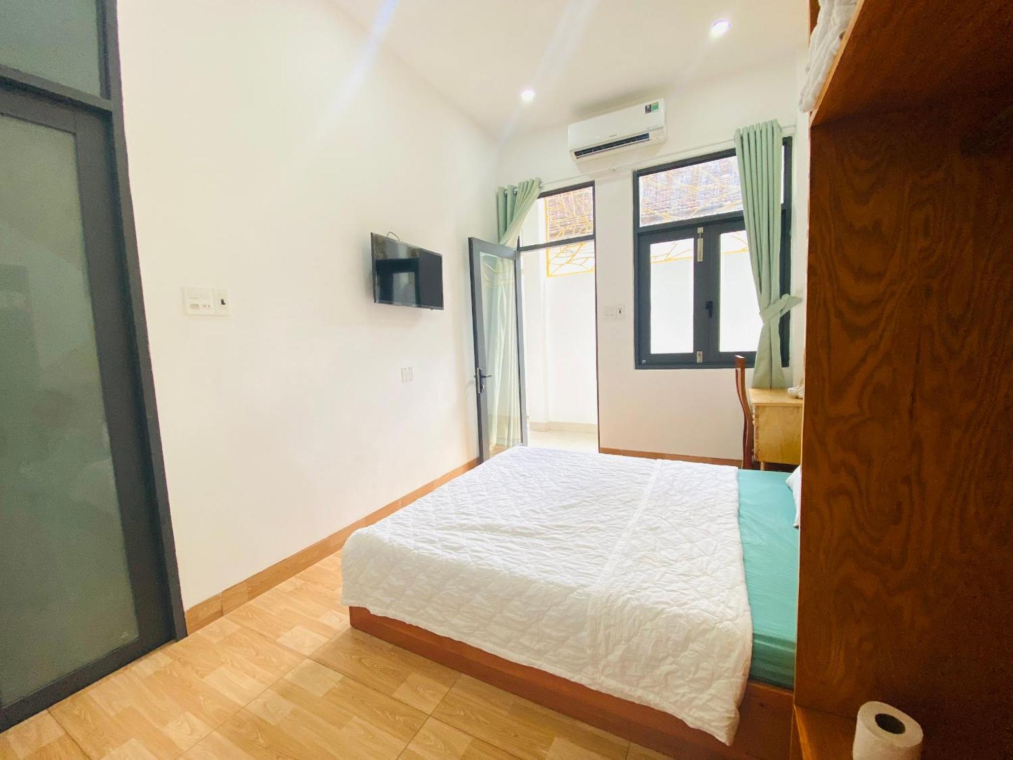 Moon'S House Homestay Куїнон Екстер'єр фото