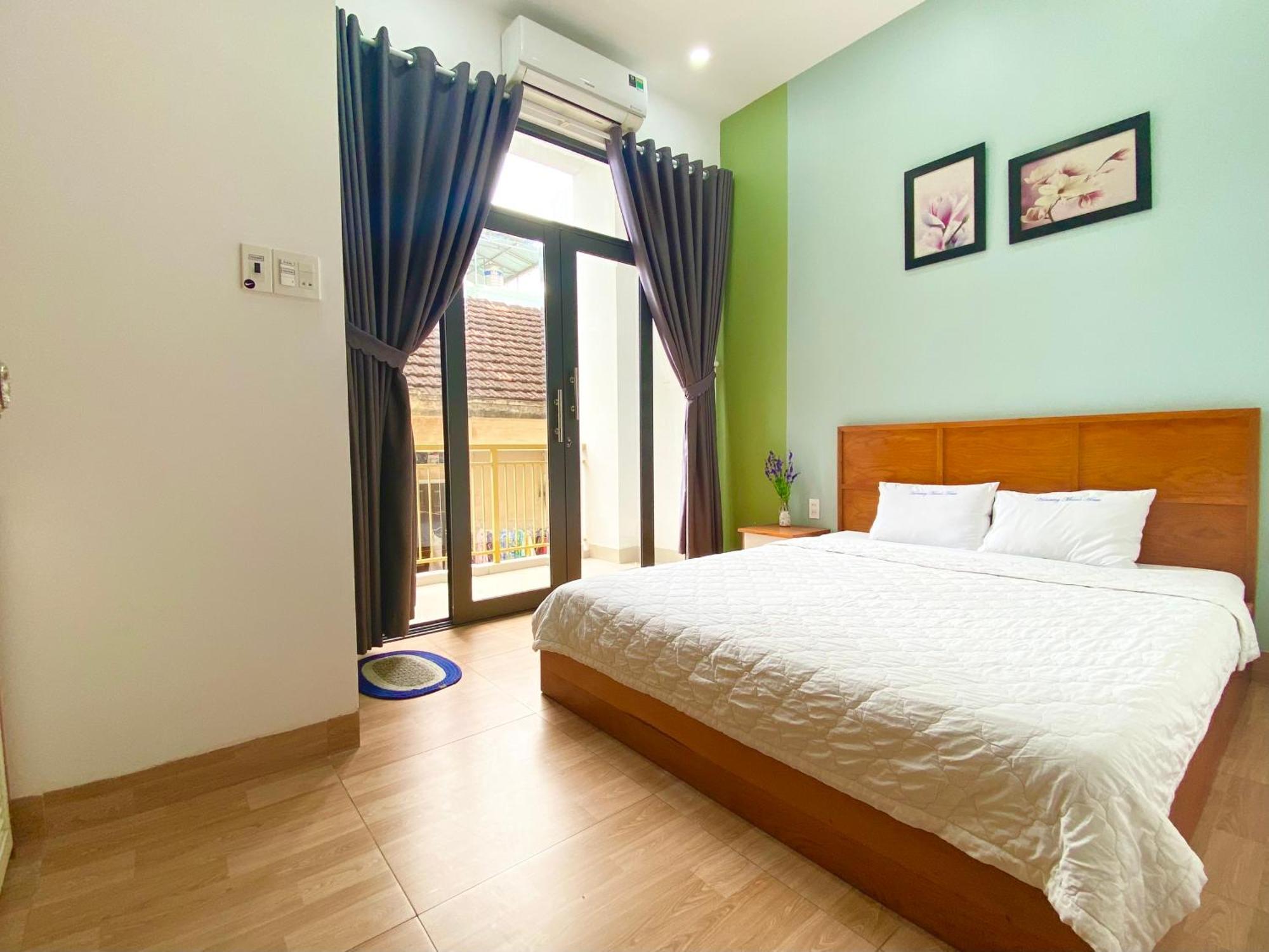 Moon'S House Homestay Куїнон Екстер'єр фото