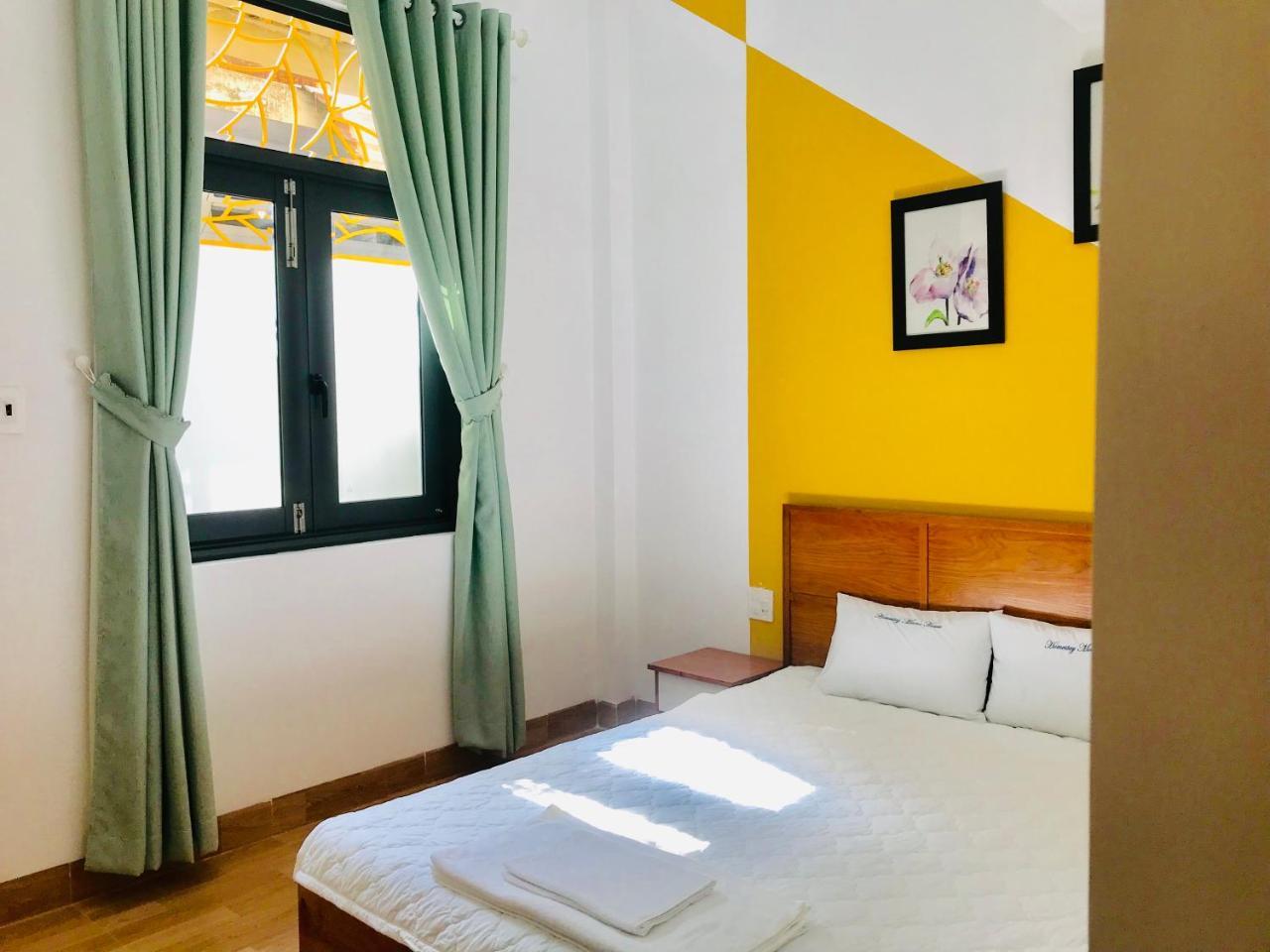 Moon'S House Homestay Куїнон Екстер'єр фото